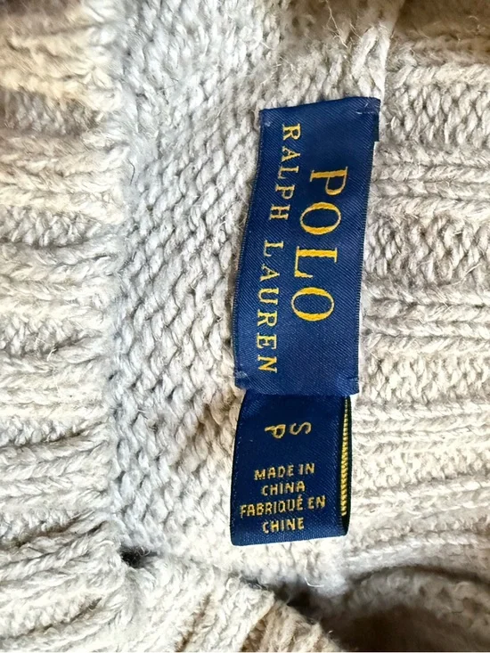 Ralph Lauren Cream Cable Knit Sweater with Navy Polo Label - Picture 8 of 9